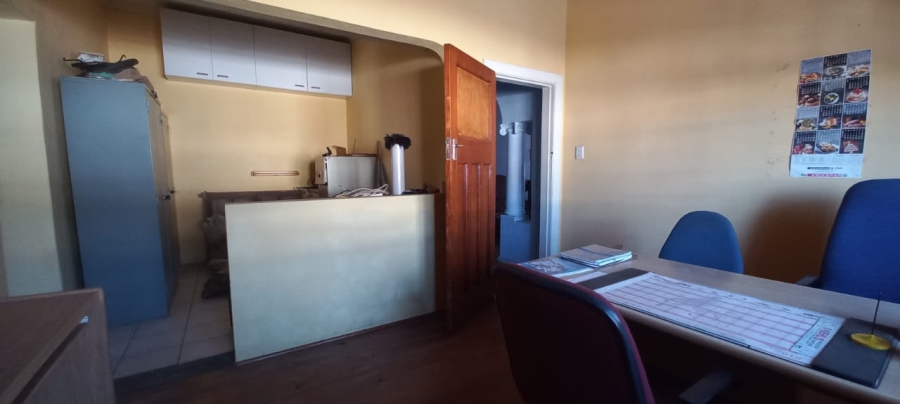 4 Bedroom Property for Sale in Wetton Western Cape